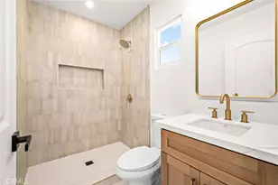 7700 Brighton, Los Angeles, CA 90047 - Photo 12