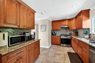 1516 W 5th St, San Pedro, CA 90732 - Photo 6