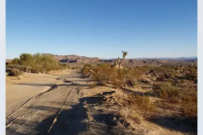 7275 Saddleback, Joshua Tree, CA 92252 - Photo 4