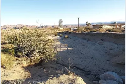 7275 Saddleback, Joshua Tree, CA 92252 - Photo 2