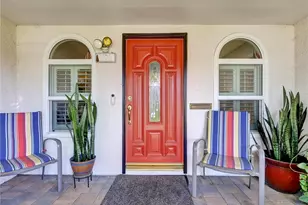 812 W Athens, Los Angeles, CA 90044 - Photo 4