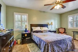 812 W Athens, Los Angeles, CA 90044 - Photo 16