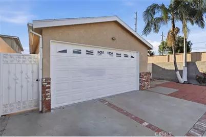 2211 Barbour Court, San Pedro, CA 90731 - Photo 2