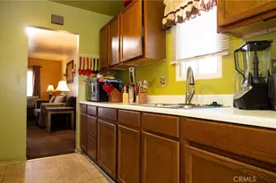 522 W Hillcrest Blvd, Inglewood, CA 90301 - Photo 4
