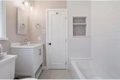 447 Hawaiian, Wilmington, CA 90744 - Photo 18