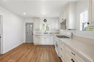 447 Hawaiian, Wilmington, CA 90744 - Photo 8