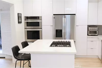 2406 Huntington Lane #B, Redondo Beach, CA 90278 - Photo 2