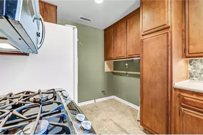 626 W Martinshire, Carson, CA 90745 - Photo 14