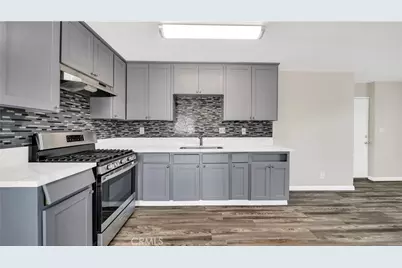 12120 215th Street, Hawaiian Gardens, CA 90716 - Photo 2