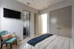 664 Rosecrans Ave, Manhattan Beach, CA 90266 - Photo 38