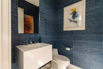 664 Rosecrans Avenue, Manhattan Beach, CA 90266 - Photo 18