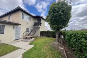 1064 Waters, Pomona, CA 91766 - Photo 2