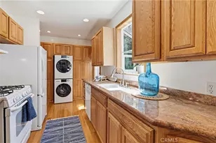 1181 W 25th, San Pedro, CA 90731 - Photo 14