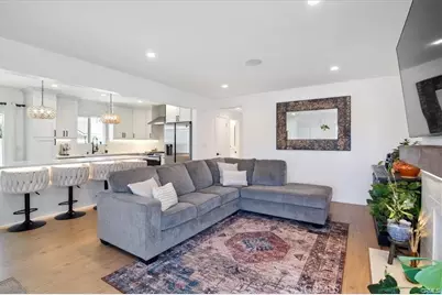 4836 W 134th Place, Hawthorne, CA 90250 - Photo 8