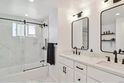 4836 W 134th Place, Hawthorne, CA 90250 - Photo 18