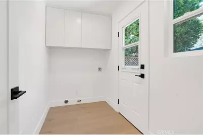 8121 Chase, Los Angeles, CA 90045 - Photo 30