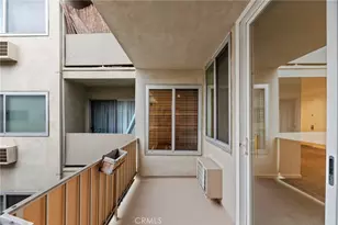 525 N Sycamore Ave, Los Angeles, CA 90036 - Photo 12