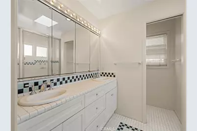 2108 Grandview Avenue, Manhattan Beach, CA 90266 - Photo 30