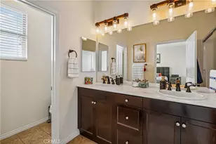 12041 Stanley Park Ct, Hawthorne, CA 90250 - Photo 4