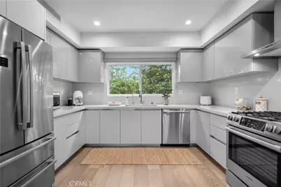14157 Tiara Street #101, Sherman Oaks, CA 91401 - Photo 10