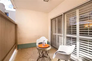 927 N Kings Road, West Hollywood, CA 90069 - Photo 32
