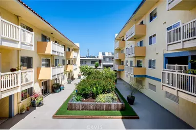 1707 Pacific Coast Highway #413, Hermosa Beach, CA 90254 - Photo 14