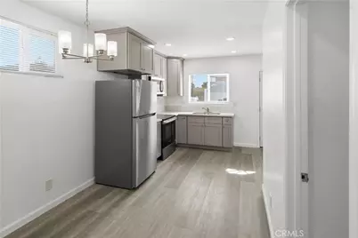 7721 Bell, Los Angeles, CA 90001 - Photo 2