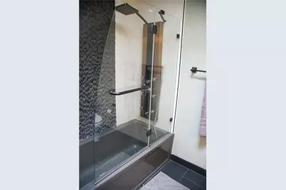 2222 S Mesa St. #18, San Pedro, CA 90731 - Photo 22