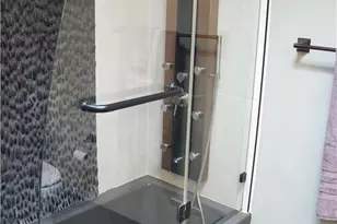 2222 S Mesa St, San Pedro, CA 90731 - Photo 22