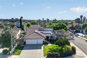 24501 Corte Rojelio, Murrieta, CA 92562 - Photo 6