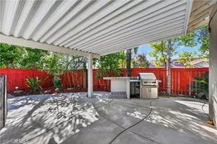 24501 Corte Rojelio, Murrieta, CA 92562 - Photo 28