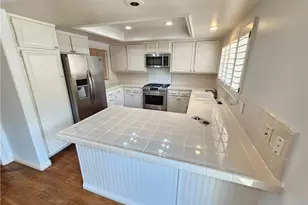 27 Tiburon Ct, Manhattan Beach, CA 90266 - Photo 16
