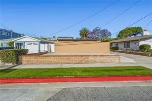 217 S Aviation, Manhattan Beach, CA 90266 - Photo 2