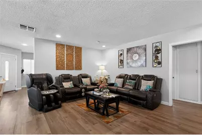 11951 Oxford, Hawthorne, CA 90250 - Photo 4