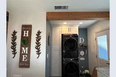 2570 E Washington, Carson, CA 90810 - Photo 8