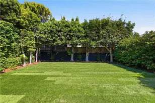 865 10th St, Manhattan Beach, CA 90266 - Photo 38