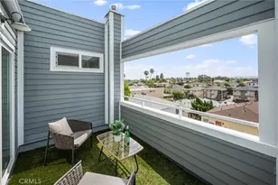 1300 12th St, Manhattan Beach, CA 90266 - Photo 30