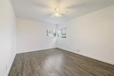 1056 E 6th Street, Long Beach, CA 90802 - Photo 22