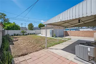 2951 Baltic Ave, Long Beach, CA 90810 - Photo 28