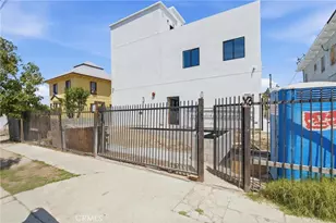 1009 E 29th St, Los Angeles, CA 90011 - Photo 2