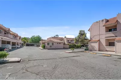 10943 Laurel Canyon #B9, San Fernando, CA 91340 - Photo 32