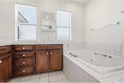 10517 Cushdon Avenue, Los Angeles, CA 90064 - Photo 38