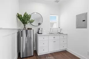 8410 Alverstone Ave, Los Angeles, CA 90045 - Photo 30