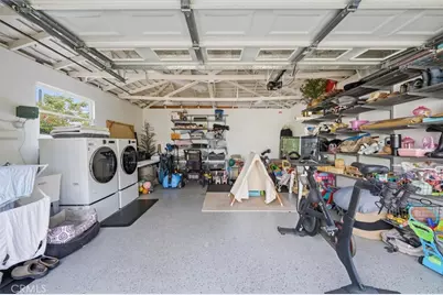 8410 Alverstone Avenue, Los Angeles, CA 90045 - Photo 36