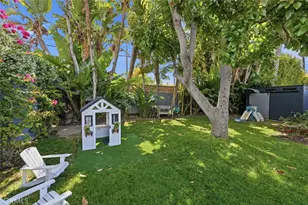 8410 Alverstone Ave, Los Angeles, CA 90045 - Photo 26
