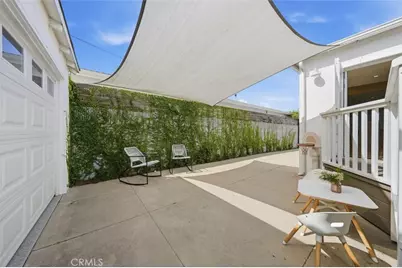 8410 Alverstone Avenue, Los Angeles, CA 90045 - Photo 36