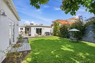 8410 Alverstone Ave, Los Angeles, CA 90045 - Photo 26