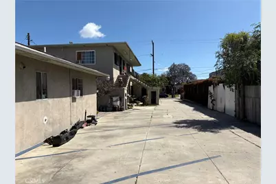 1455 W 106th, Los Angeles, CA 90047 - Photo 6