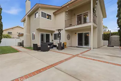 2103 Huntington Lane #2, Redondo Beach, CA 90278 - Photo 2