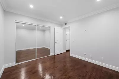 421 W 6th #208, Long Beach, CA 90802 - Photo 18